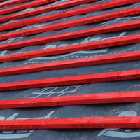 John Brash BS5534 Red Graded Treated Timber Roofing Batten 25mm x 50mm x 3.9m
